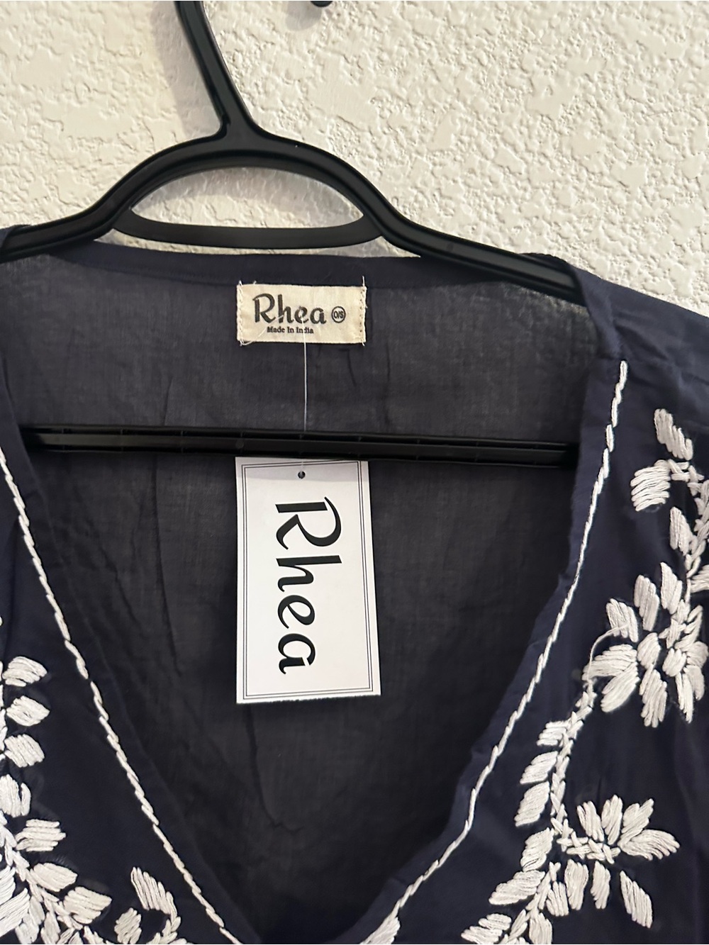Rhea Costa Black Tunic with White Floral Embroidery - Picture 3 of 3